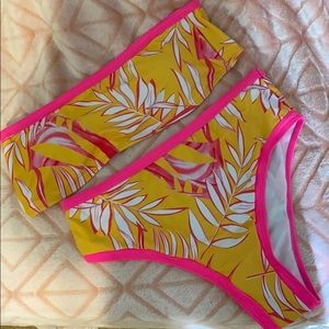 New Bandeau Strapless Cheeky Bikini (Large)